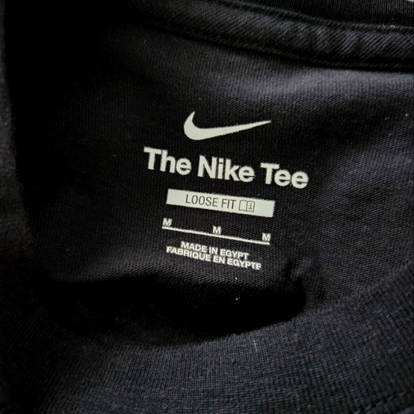 Nike Tee- men's loose fit, size M - Picture 4 of 4